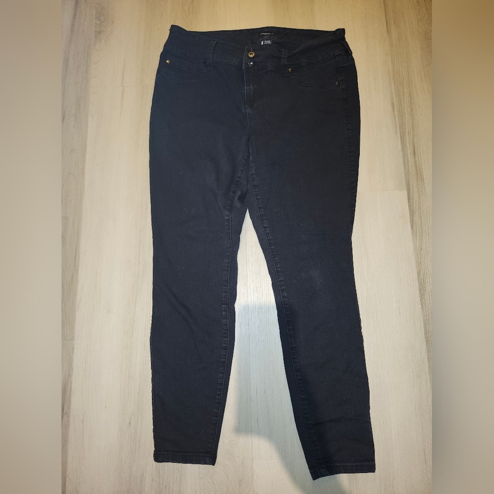 Torrid Dark Black Skinny Jeans for Women